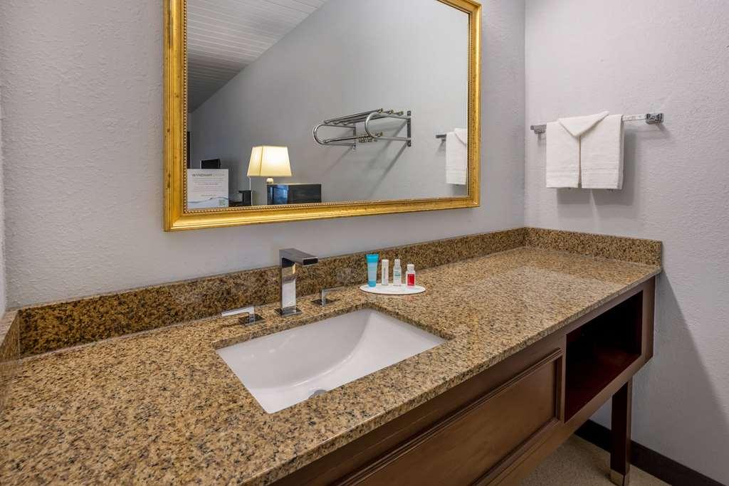 Travelodge By Wyndham Appleton Esterno foto