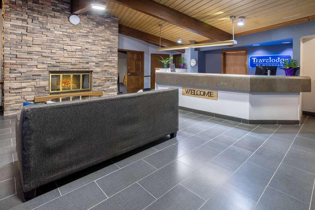 Travelodge By Wyndham Appleton Interno foto